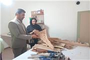 احیای هنر قواره بری روی چوب در شهرستان دلفان