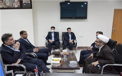 اعلام آمادگی مدیر عامل بانک دی برای خدمت رسانی به خانواده شهدا ایثارگران و جانبازان