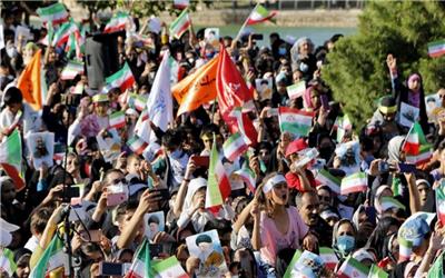روایتی متفاوت و زیبا از اجرای  «سلام فرمانده» در خرم آباد