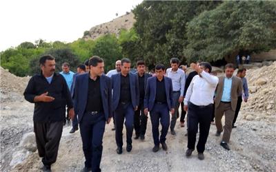 بازدید معاون آب وخاک و مدیرکل امور آب وزارت جهاد کشاورزی ازپروژه های آب وخاک درشهرستان الیگودرز + تصاویر