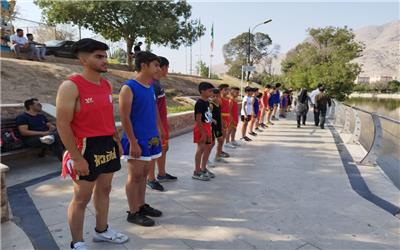 با همت و همکاری هیئت رزمی لرستان، طرح ورزش های خیابانی برگزار شد