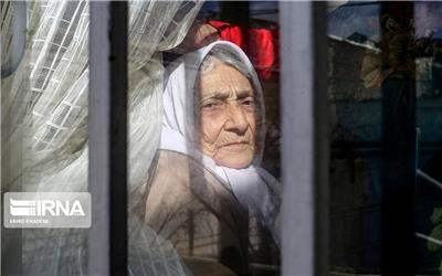 تنهایی سالمندان در دوران ارتباطات مجازی