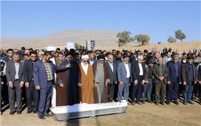 تشییع پیکر رییس فقید دادگستری پلدختر بردستان مردم قدرشناس در شوراب خرم آباد