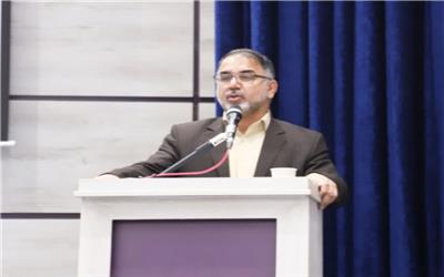 آینده و توسعه مملکت متعلق در دستان دانشجویان است