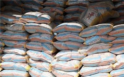 انبار احتکار 25 تن برنج در پلدختر کشف شد