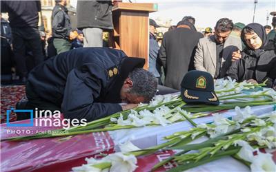 پیکر چهار شهید امنیت در لرستان تشییع می‌شود