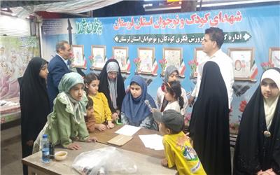 رویداد هنری کانون پرورش فکری در تجمع شبانه خیابان انقلاب خرم آباد