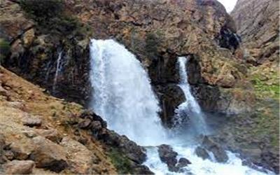 توسعه زیرساخت گردشگری در آبشار چکان الیگودرز