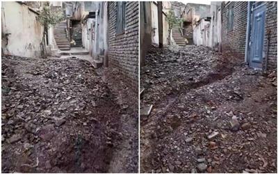 وضعیت کوچه پاکمهر 2‌ محله پشته حسین آباد پس از بارندگی های اخیر+فیلم